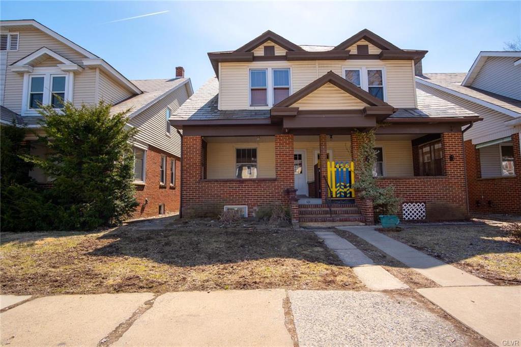458 Franklin Avenue - Photo 1