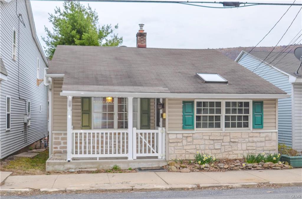862 Mauch Chunk Road - Photo 1
