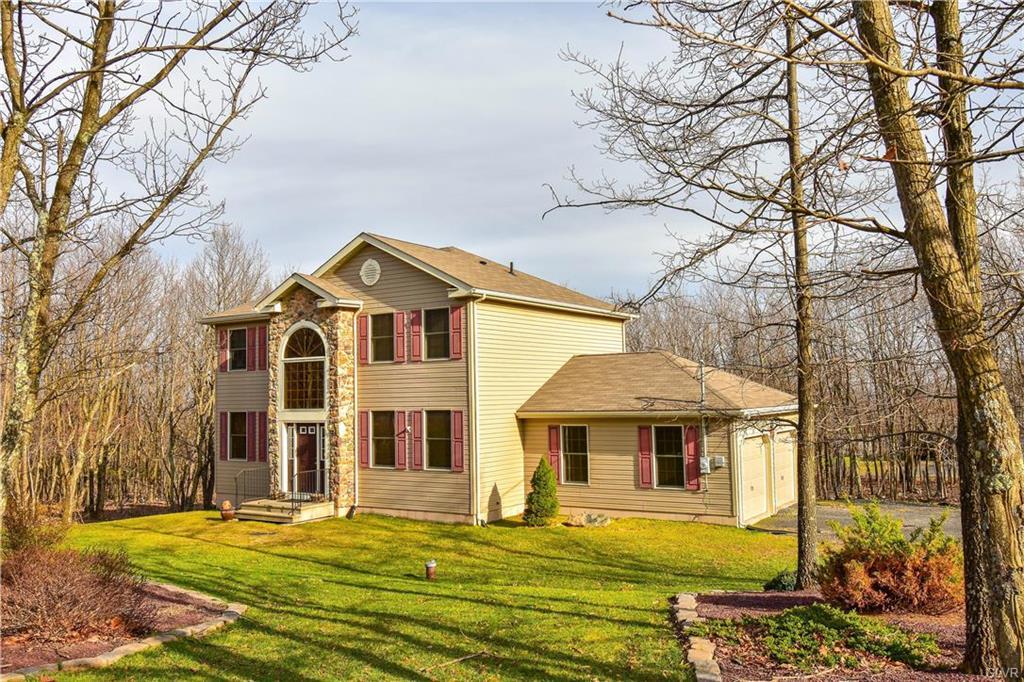 137 Long View Drive - Photo 1