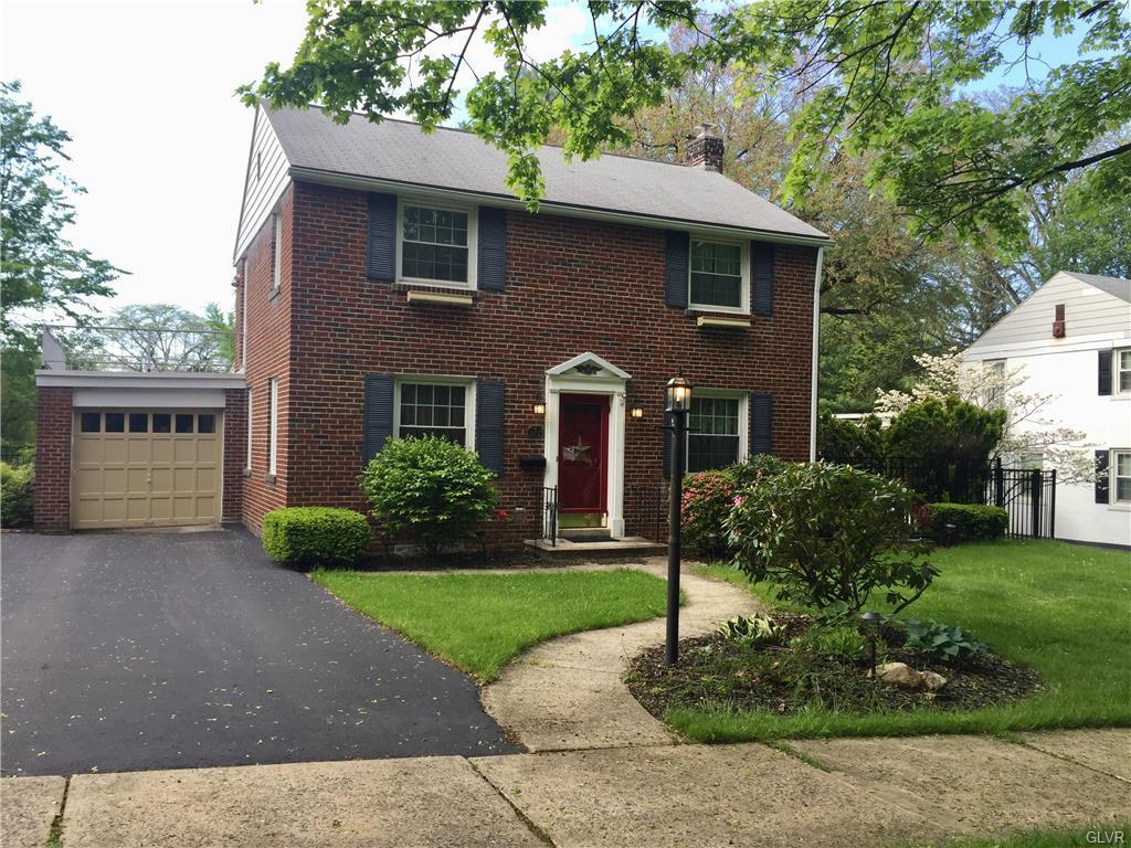 2437 Livingston Street - Photo 1