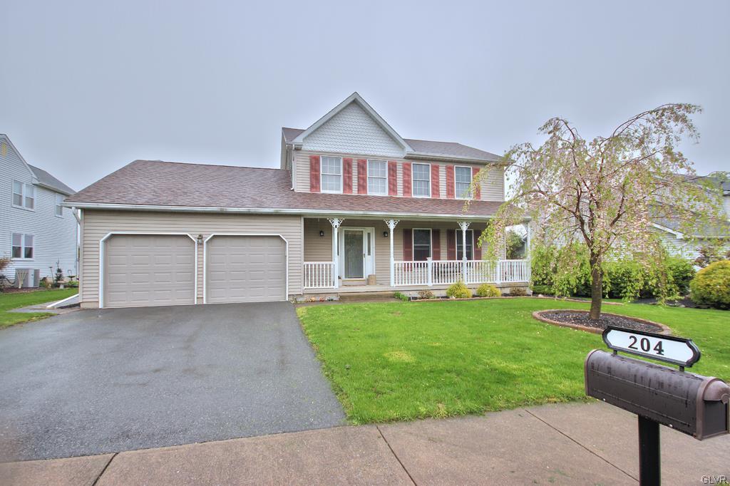 204 Memorial Drive - Photo 1