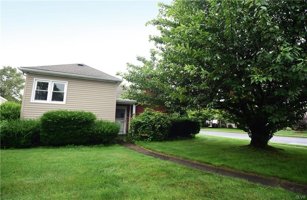 1867 Snyder Street - Photo 1