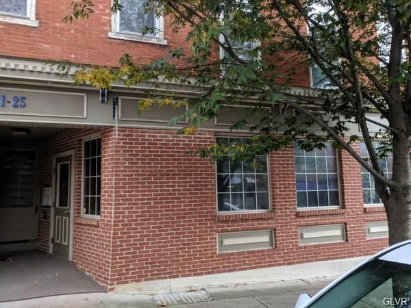 25 Main Street - Photo 1