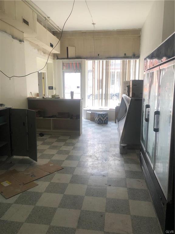 1126 Linden Street - Photo 1