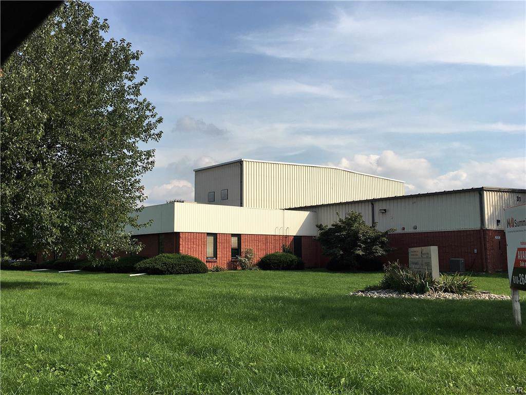 31 Commerce Way - Photo 1