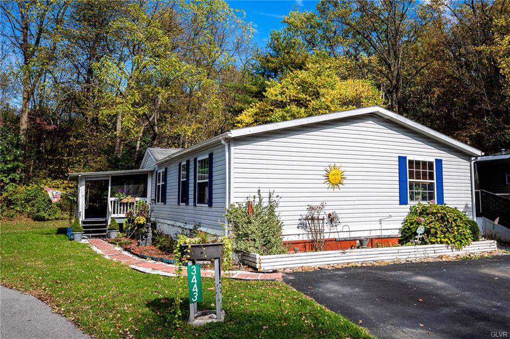 3443 Franklin Square - Photo 1
