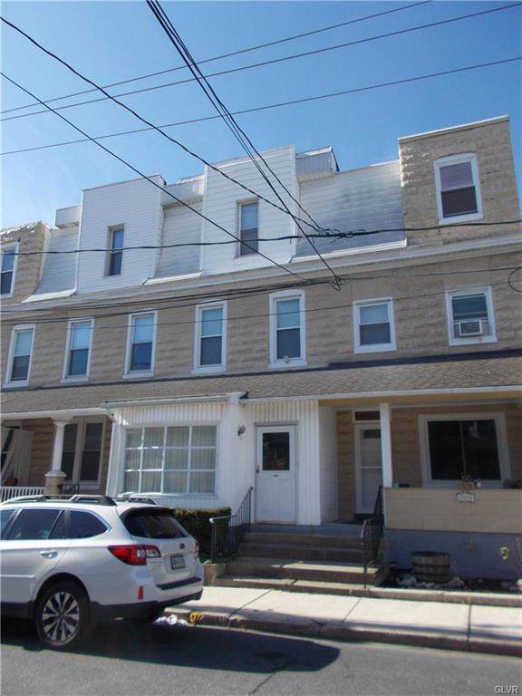 1554 Washington Avenue - Photo 1
