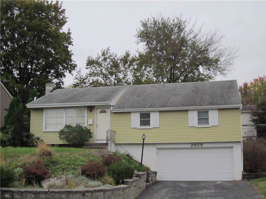 2908 Reading Road - Photo 1