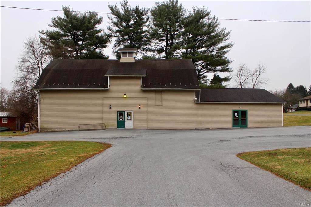 8150 Hamilton Boulevard - Photo 1