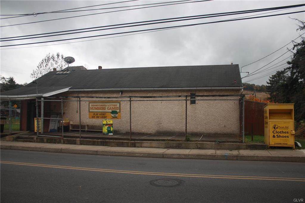 710 Line Street - Photo 1