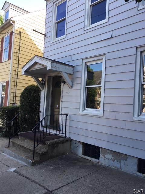 327 Cattell Street - Photo 1