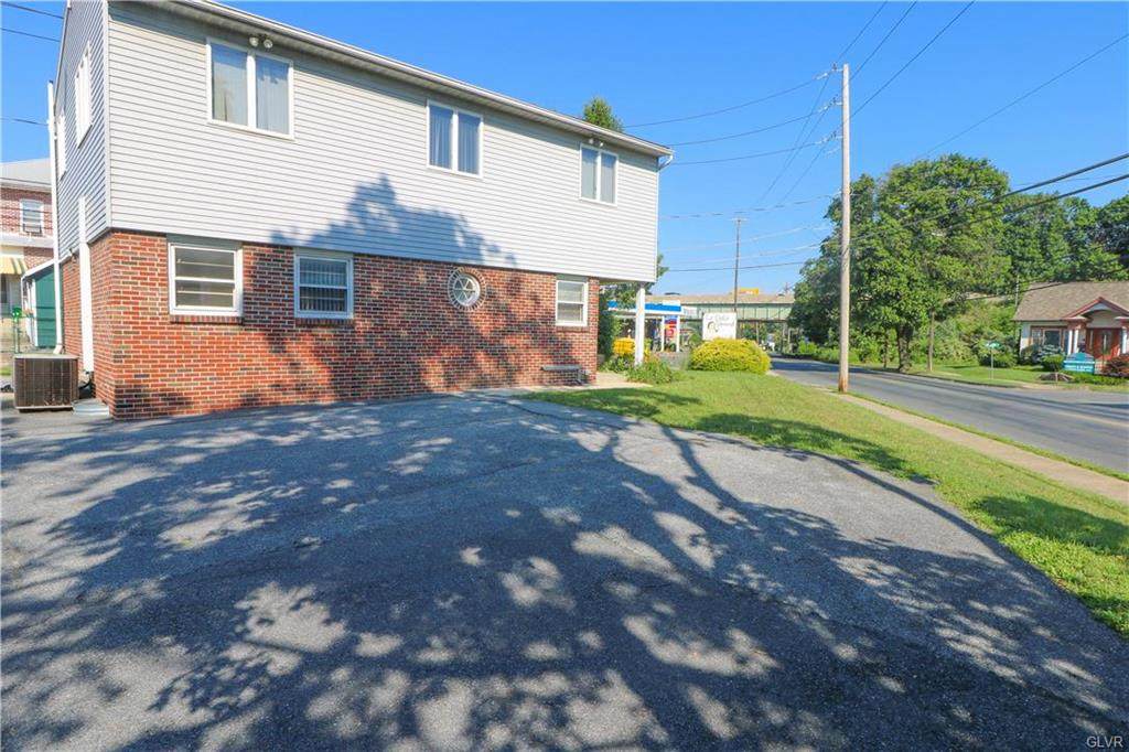 1840 Roth Avenue - Photo 1