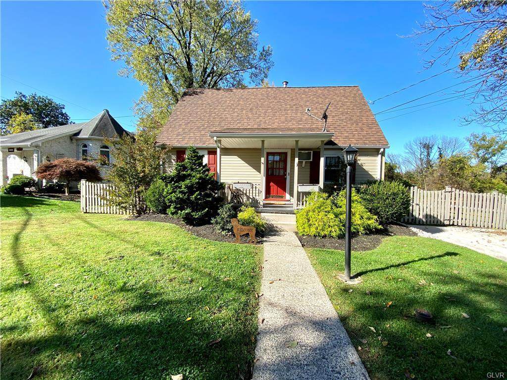 1471 Lindberg Street - Photo 1