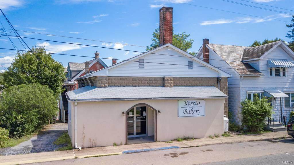 143 Chestnut Street - Photo 1