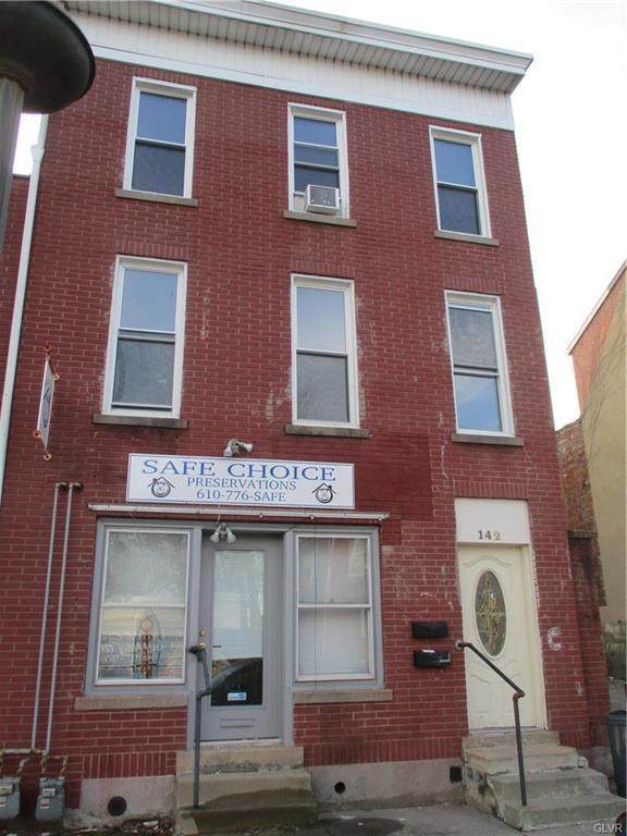 138 7th Street - Photo 1