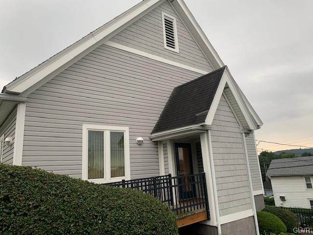 1502 Center Street - Photo 1