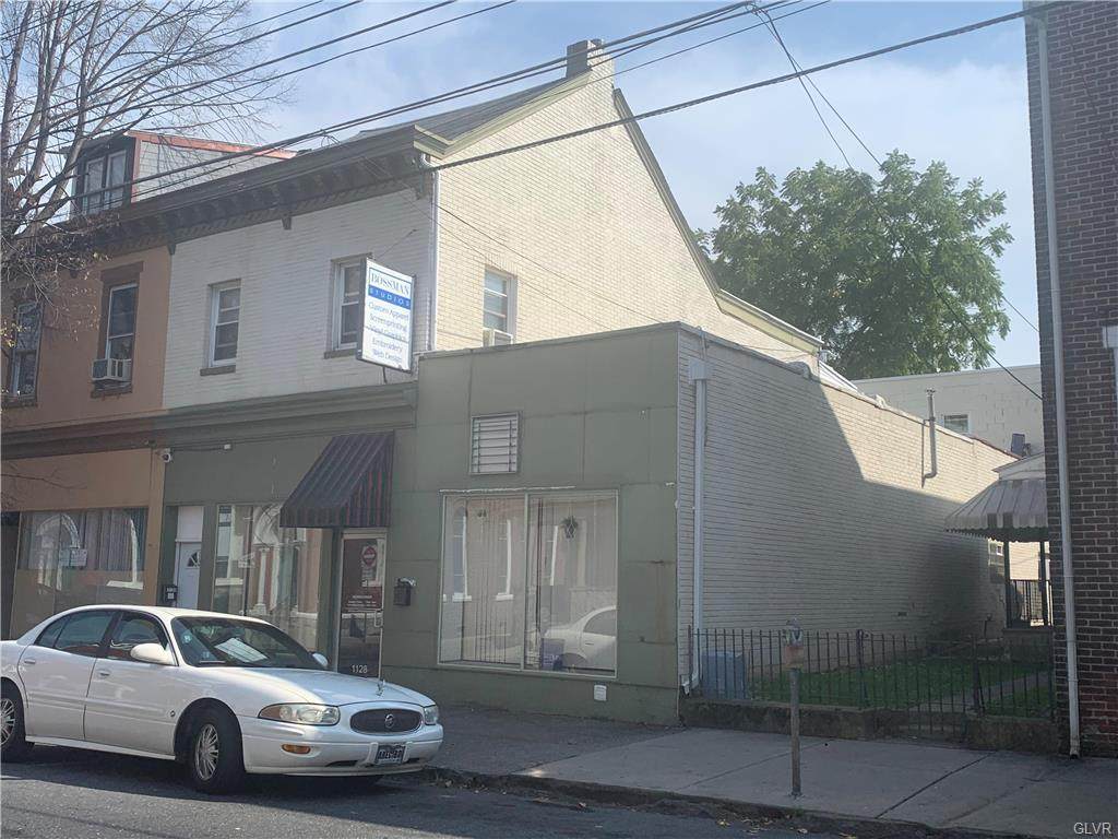1126 Linden Street - Photo 1