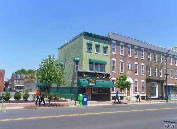 1137 Hamilton Street - Photo 1