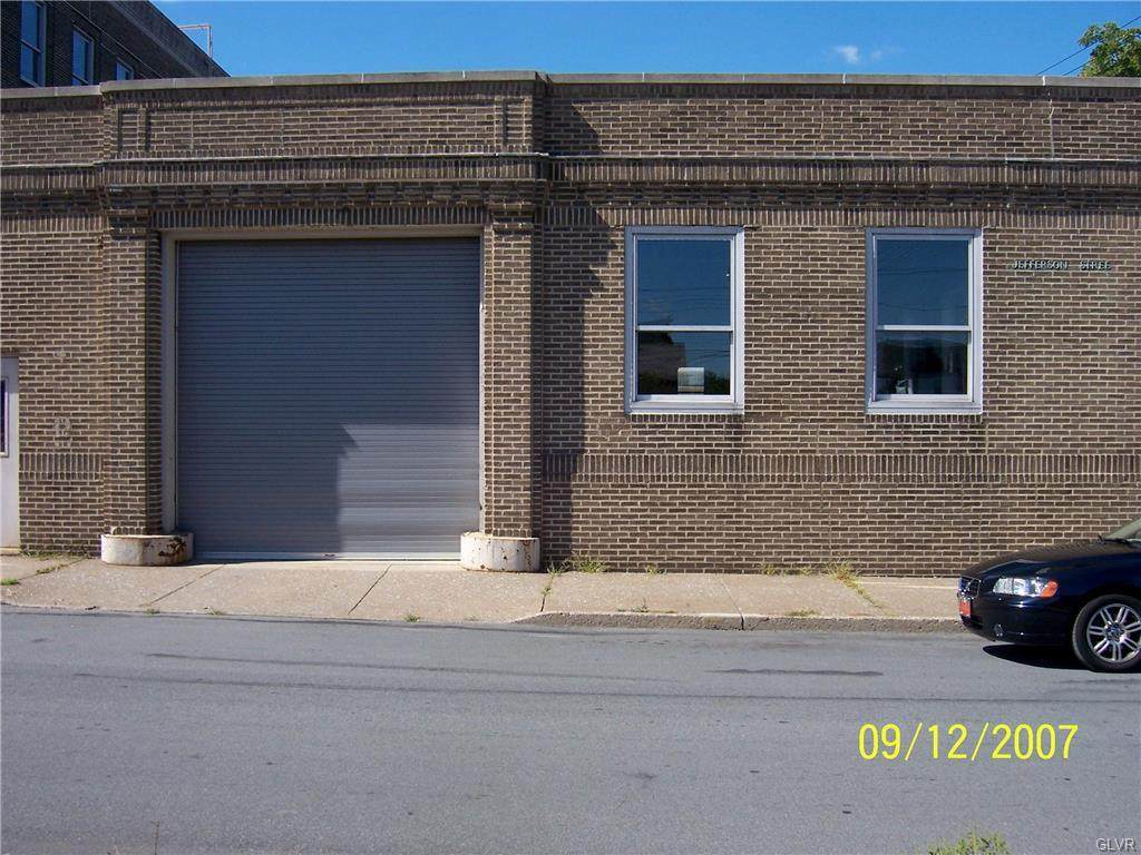1227 Linden Street - Photo 1