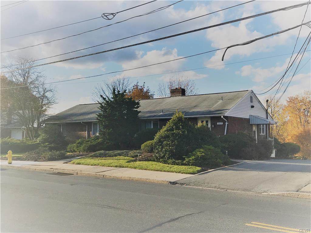 141 Emaus Avenue - Photo 1