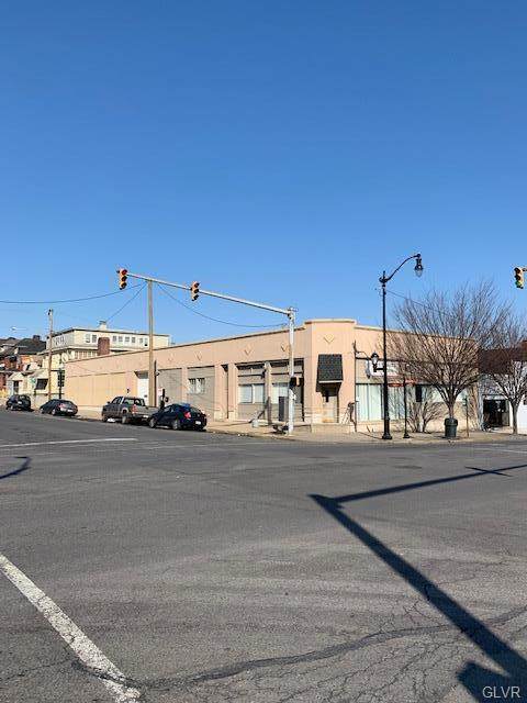 927 Northampton Street - Photo 1