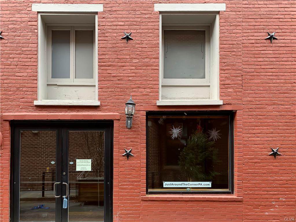 5 Bank Street - Photo 1
