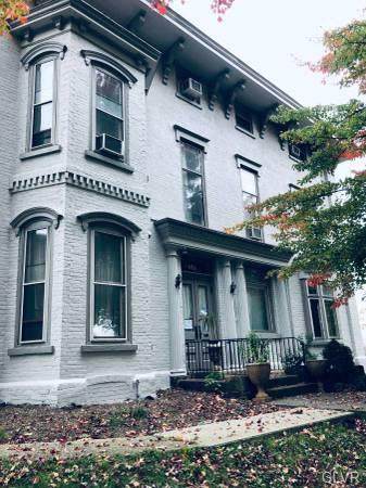 401 Walnut Street - Photo 1