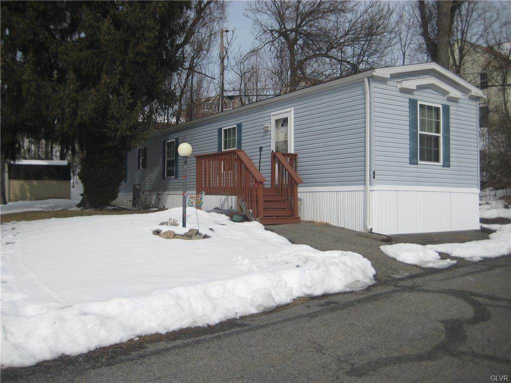 44 F Street - Photo 1