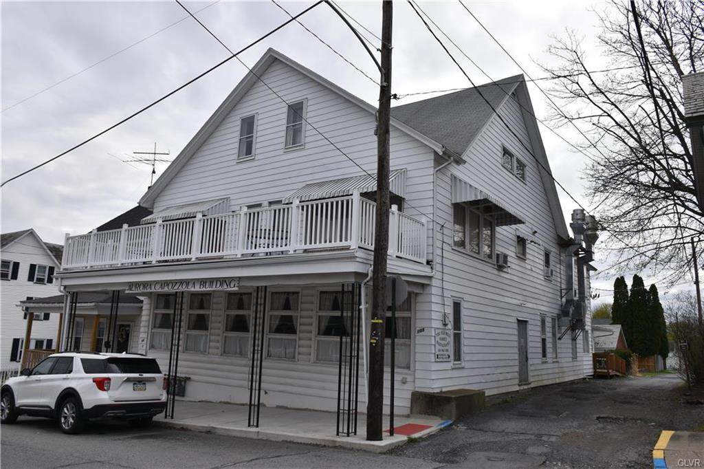 103 Robinson Avenue - Photo 1