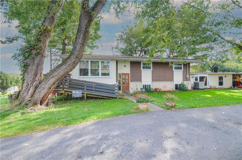 1018 Kossuth Street - Photo 1