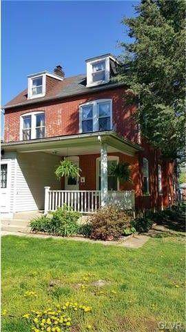 2247 Focht Avenue - Photo 1