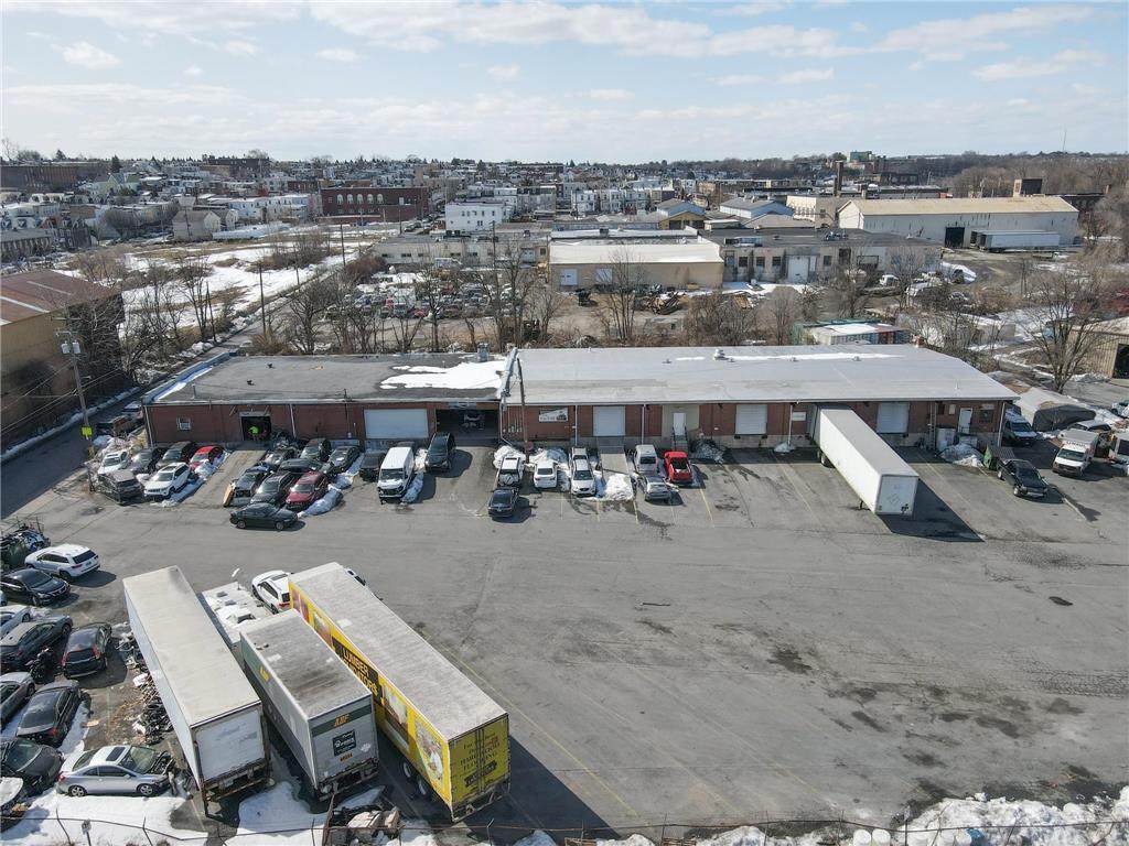 301 W Cedar Street - Photo 1