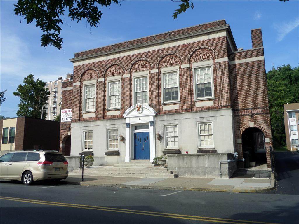 143 4Th Street - Photo 1
