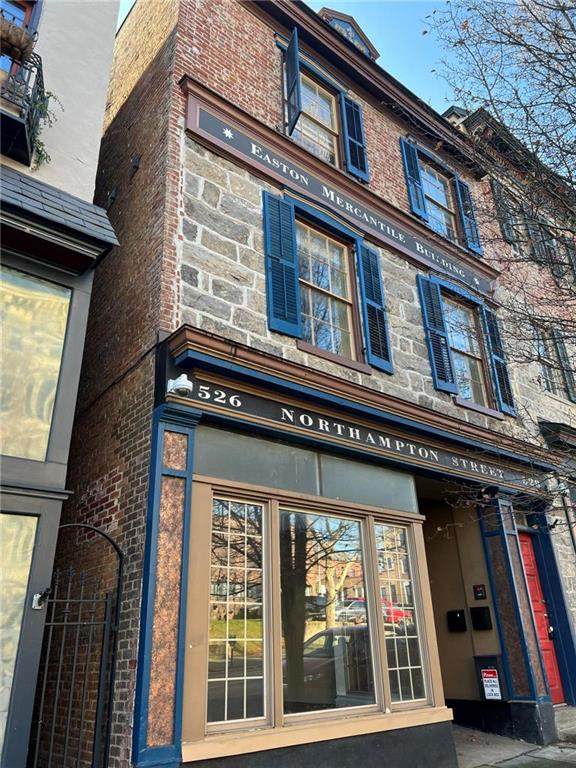 526 Northampton Street - Photo 1