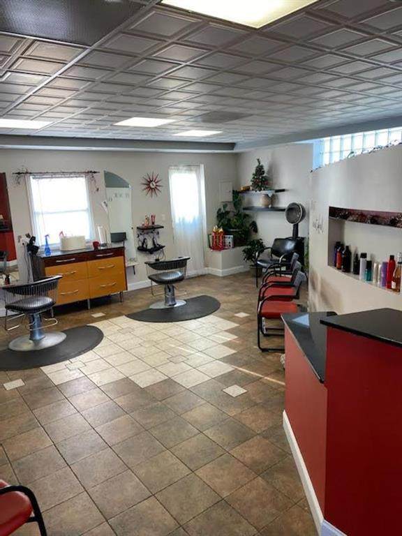 822 Oswego Street - Photo 1