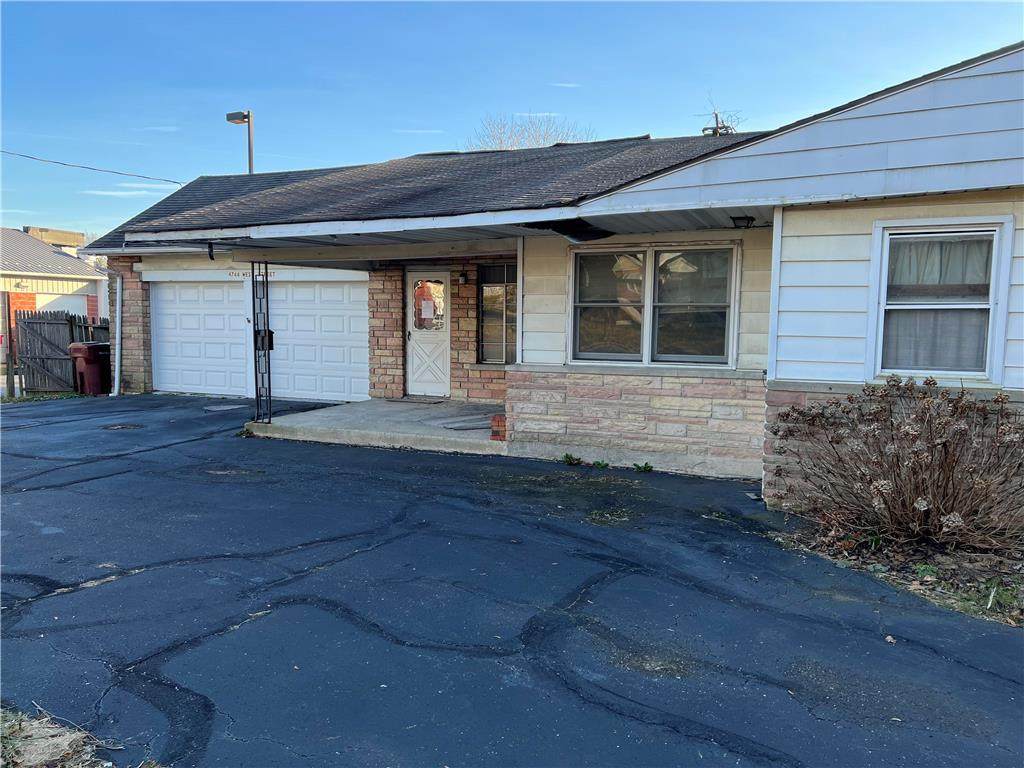 4744 West Street - Photo 1