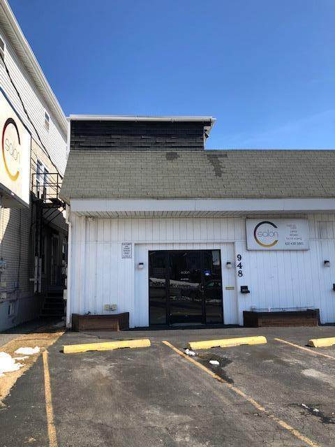 948 25th Street - Photo 1