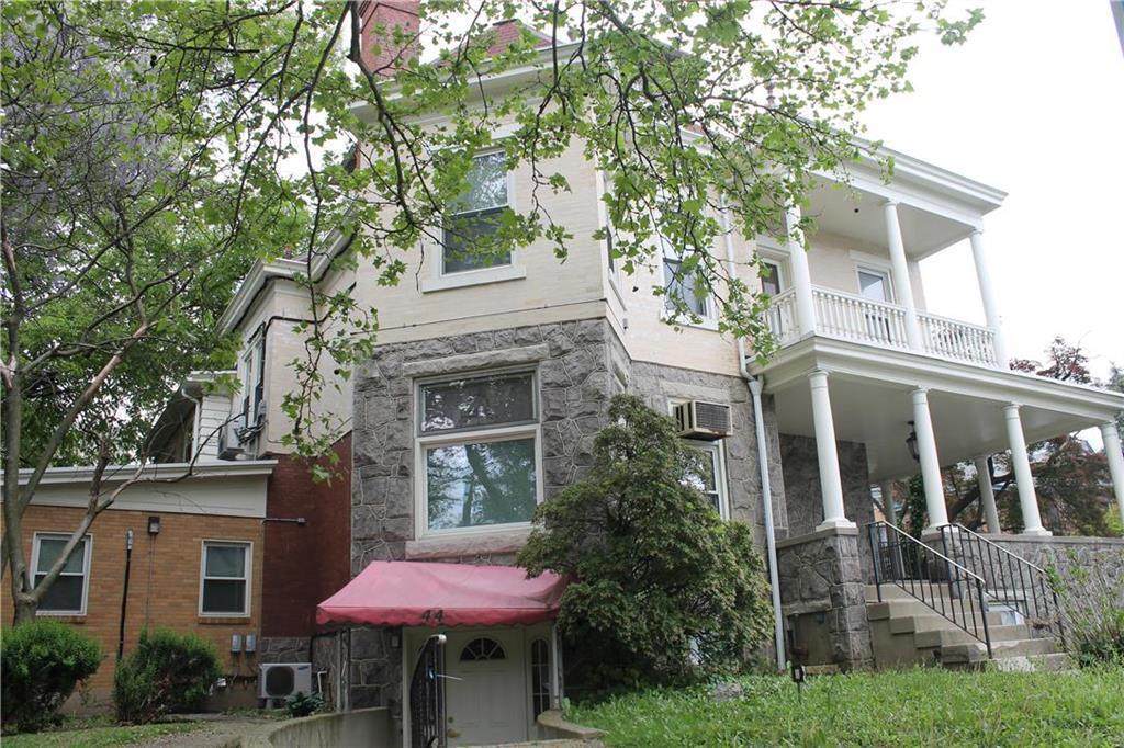 44 15th Street - Photo 1