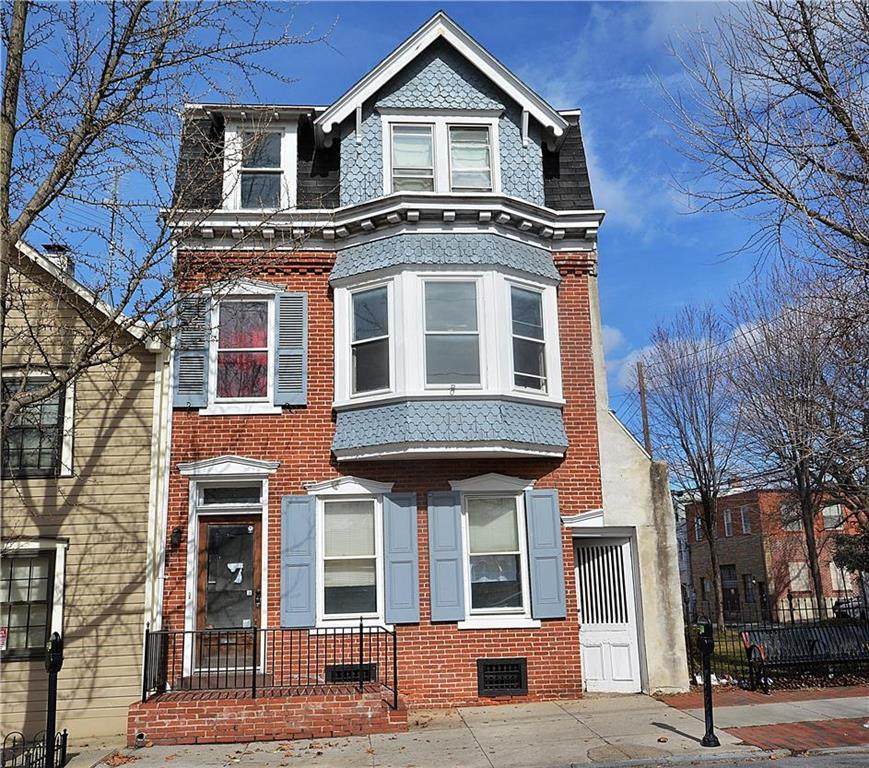 927 Turner Street - Photo 1