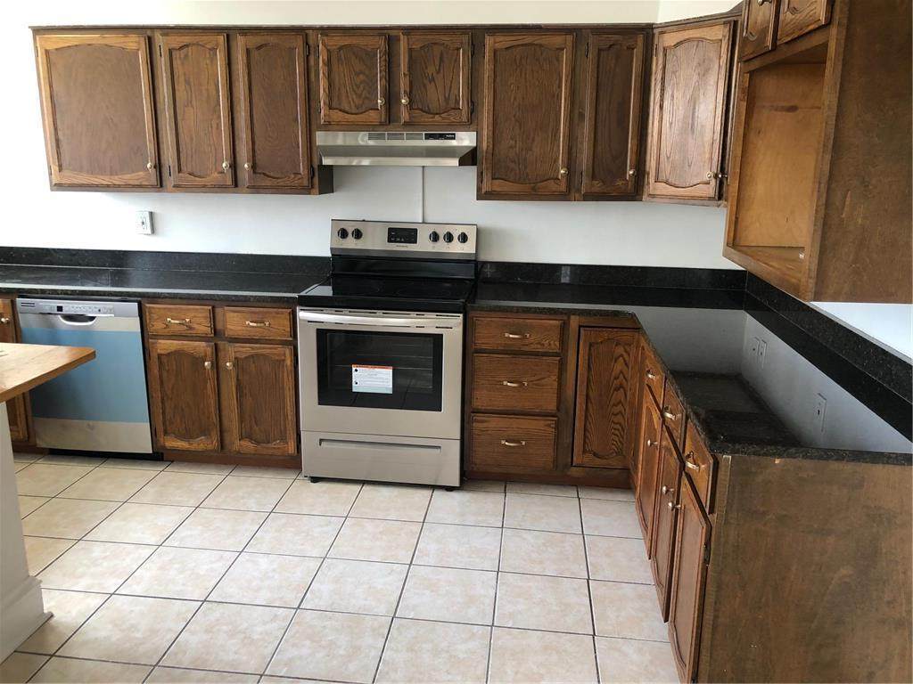 727 21St Street - Photo 1