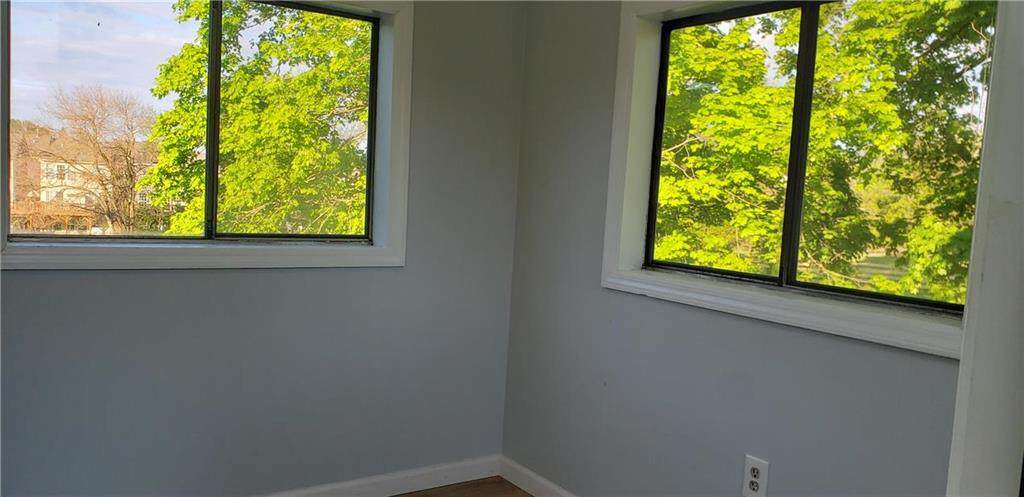 4605 Lanark - Photo 1