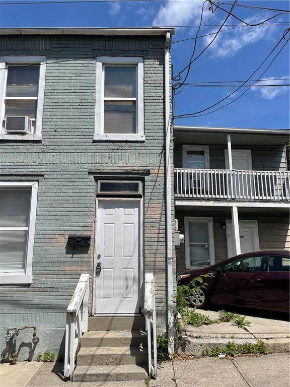 215 Chestnut Street - Photo 1