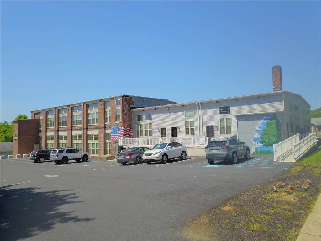 374 Main - Photo 1