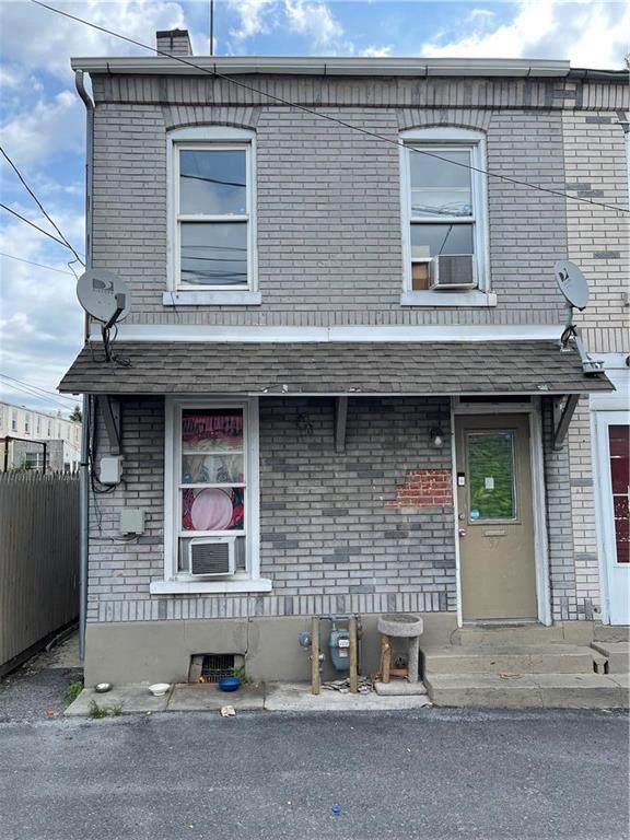 37 Spruce Street - Photo 1