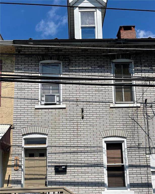 201 Railroad Street - Photo 1