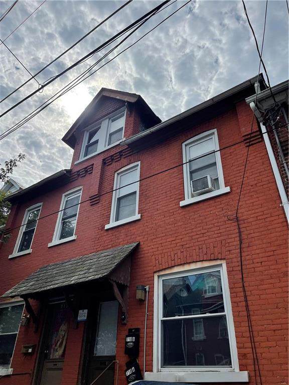 710 6th Street - Photo 1