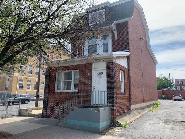 530 Ridge Avenue - Photo 1