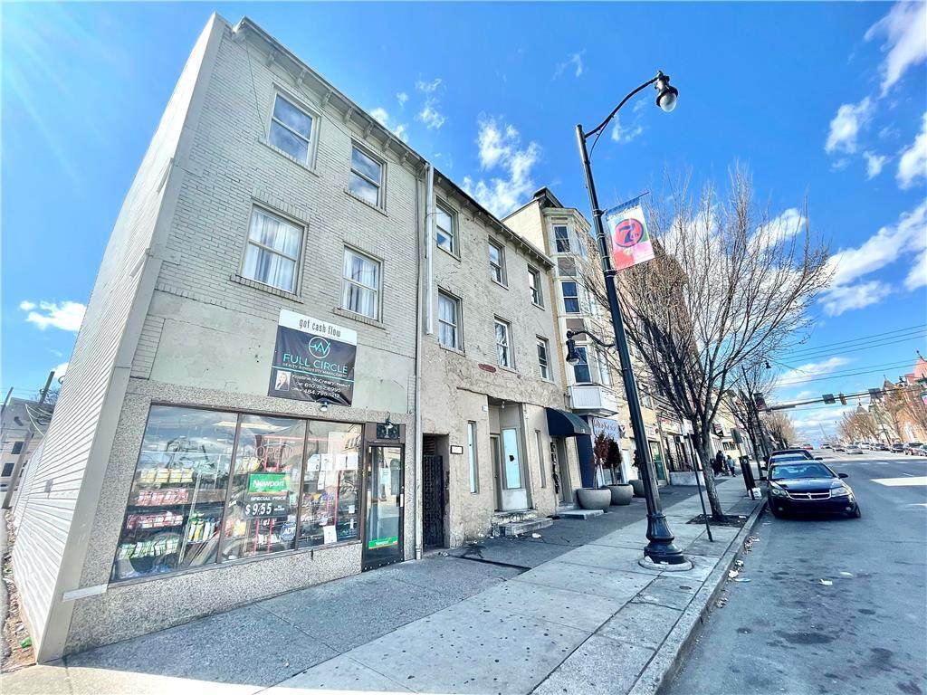 134 7Th Street - Photo 1