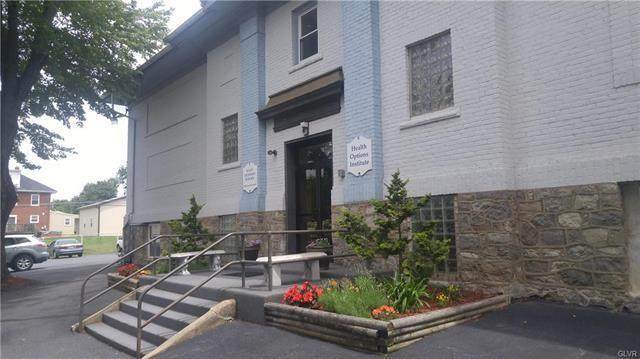 1926 2nd Street - Photo 1