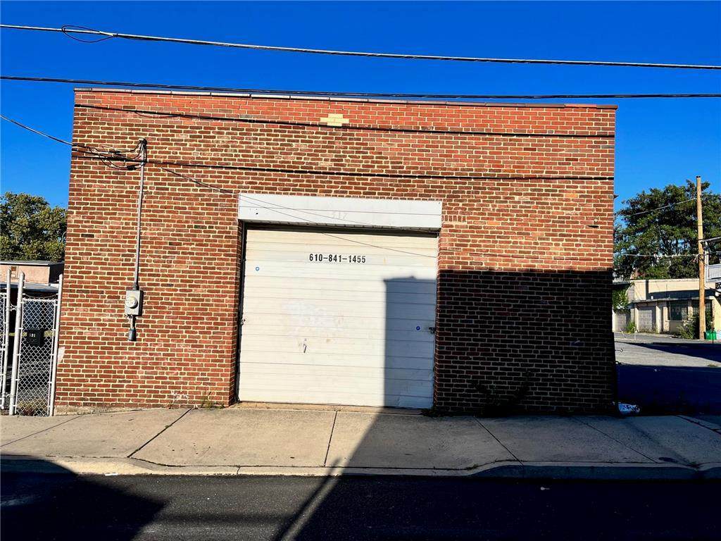 517 Poplar Street - Photo 1